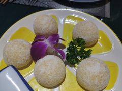 -忘忧草融合私房菜(红鼎国际店)