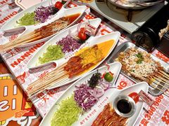 -威记烧嘢·南宁烧烤·超级生牛(绿地店)
