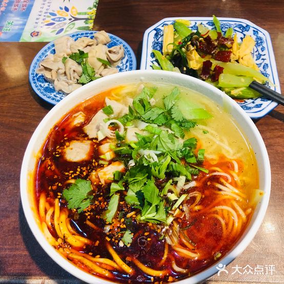 怀忠黄家园肥肠面(山字石店)