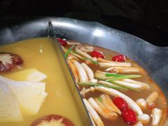 -湊湊火锅·茶憩(恒隆广场店)