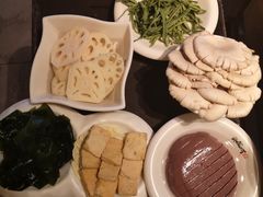 -纸盐河码头火锅(十八梯店)
