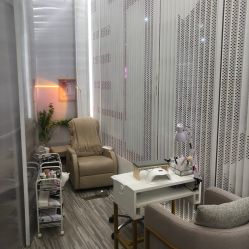 -Face Score美甲美睫皮肤管理