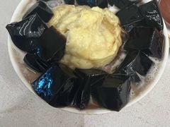 榴莲白雪凉粉-小团圆糖水铺(襄阳南路店)