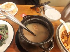 -莲餐厅·湖北菜·潜江小龙虾店(愚园路店)