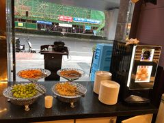 水果零食自助台-情妹耙泥鳅·江湖川菜(科华店)