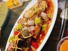 -三亚火车头万人海鲜广场