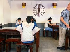 -长人馄饨铺(解放街店)