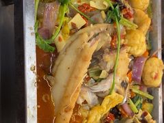 -后街佬·炭火鲜鱼杂(南城店)