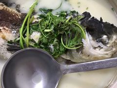 砂锅鱼头-天乐农家鱼头王(天目湖店)