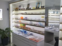 -视野联行眼镜蔡司·依视路官方授权店(顺城店)
