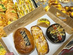 -Caidie Bakery采蝶轩(百越店)