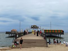 -北戴河碧螺塔海上酒吧公园