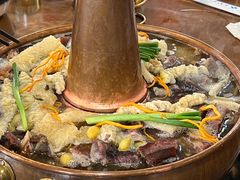 -岳记兴隆·青城腊排铜火锅(融创店)