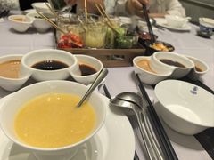 -红鼎豆捞·非遗鲍皇汤火锅(宝丰路店)