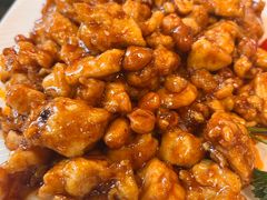 -金牌餐厅·天津菜·八珍豆腐·老爆三(瓷房子店)