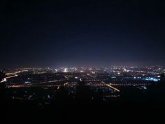 -鬼笑石后山停车场