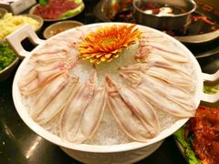 牛天堂-茅草房·河畔园林火锅
