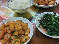 -芦茨金富饭庄·25年老字号·专做稻草鸡