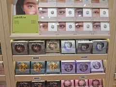 -moody彩瞳(环宇城店)