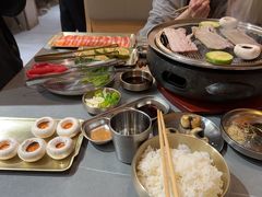 -围炉肉舍丹东海鲜烤肉·烤活鳗(步行街店)