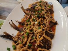 川味酥鲳鱼-辛家味道鱼小厨(水仙花园店)