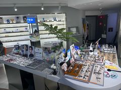-视野联行眼镜蔡司·依视路官方授权店(顺城店)