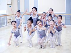 -艺彩童馨舞蹈培训学校(西湖道校区)