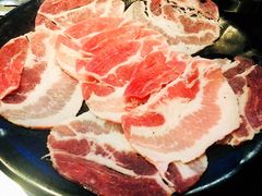 薄片五花肉-韩聚屋韩国烤肉餐厅(新北万达店)