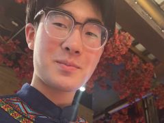 -吃饭皇帝大(长宁龙之梦店)