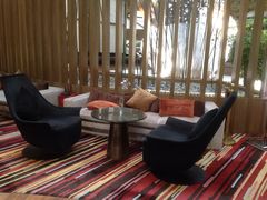 -上海滴水湖皇冠假日酒店