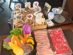 -菌自由丨野生菌火锅特色庭院餐厅(丽江古城店)