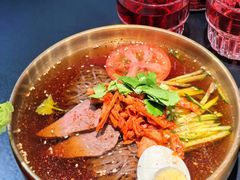 -红东阁东北菜烤肉酒馆(CROSS万象汇店)