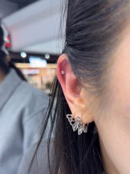 -艺耳美专业穿耳洞打耳洞穿孔