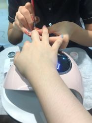 -纤指百魅美甲美睫