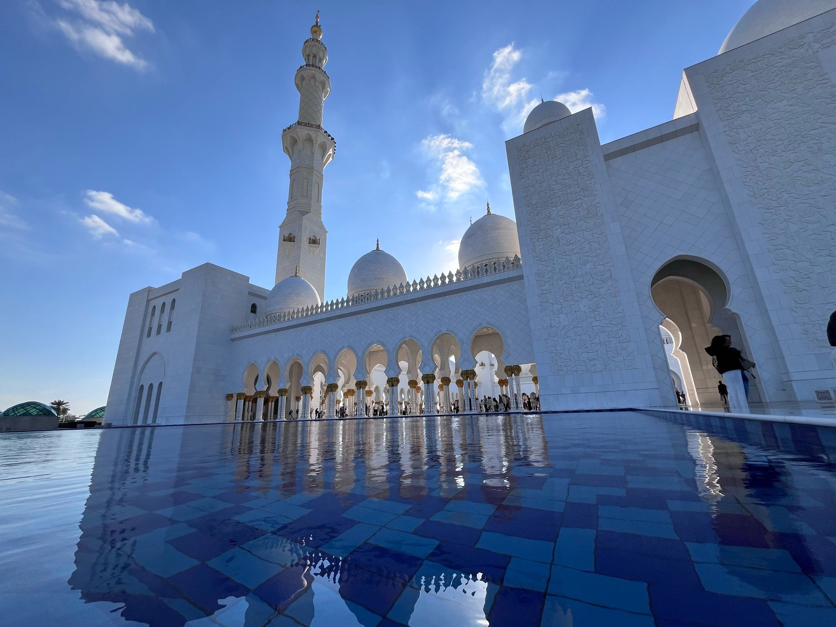 谢赫扎耶德清真寺感受阿拉伯风情