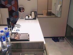 -曼谷一号酒店(深圳龙华大浪商业中心店)