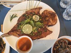 -一坐一忘云南菜(嘉里中心店)