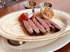 -MONICH牛排融合餐厅(和义大道购物中心店)