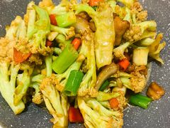 -小菜园新徽菜(宜兴八佰伴店)