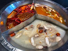 -大龙燚火锅(五一广场店)