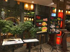 门面-花馬肆.云南过桥米线(汉神购物广场现场熬汤店)