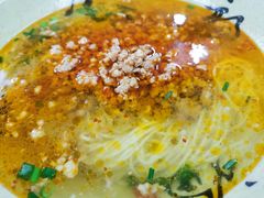 辣肉面-吾介小籠館