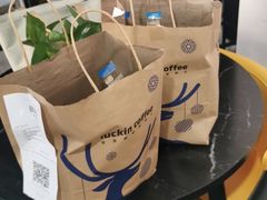 -瑞幸咖啡(云密城J栋店)