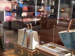 -Galleria百货店名品馆