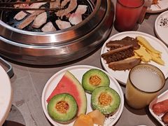 -黑金·寻焰自助百汇·烤肉·火锅(中街店)