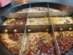-苟味道老火锅(黄桷坪店)