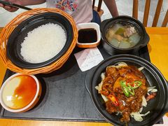 黑椒牛肉饭-谷田稻香(佛罗伦萨店)