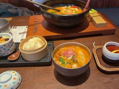 -银米·云南传统过桥米线(双廊黑金冠店)