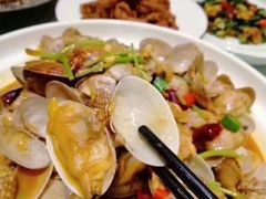 -香山湖家家宴(中山陵店)