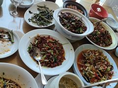 -严记小天府酸菜鱼(西四路店)